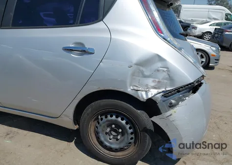 2013 Nissan Leaf S z USA, uszkodzony, nr VIN 1N4AZ0CP4DC400088